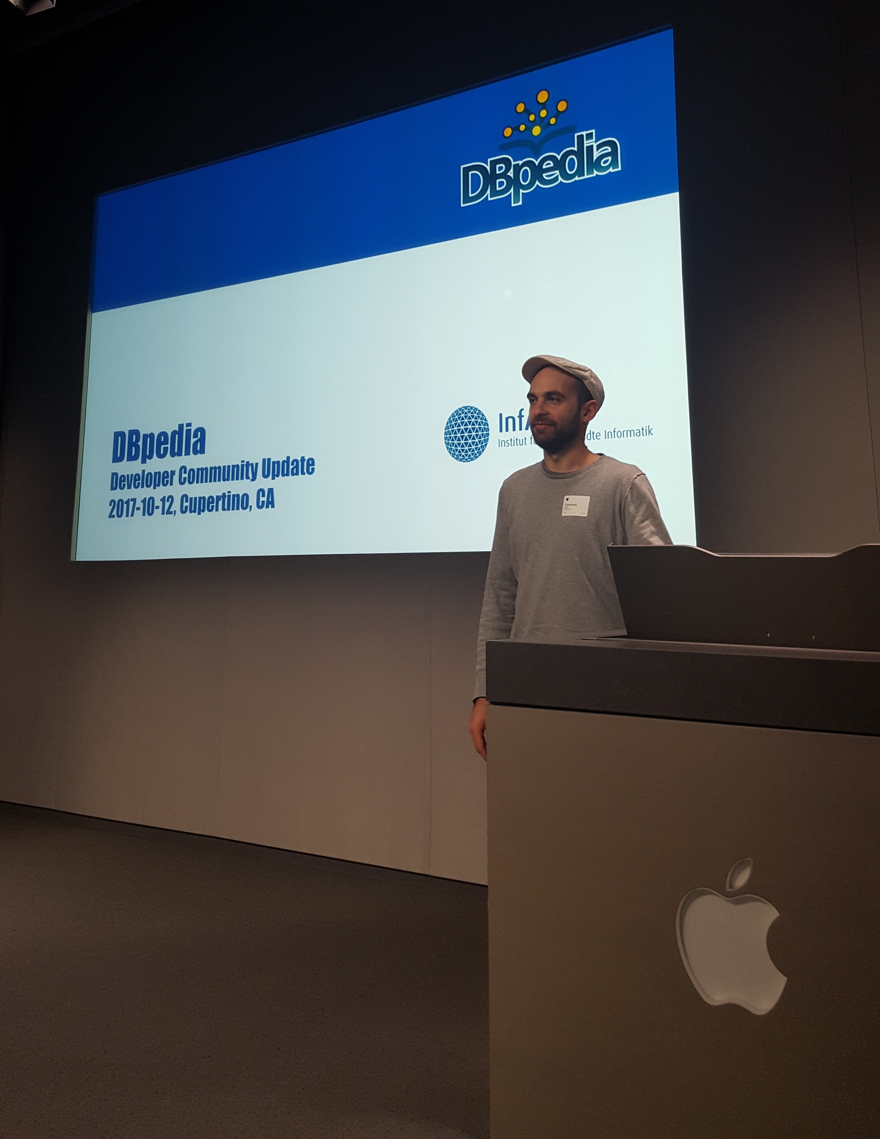 Tommaso Soru on stage presenting the DBpedia Developer Community Update at Apple, Cupertino — 12 October 2017